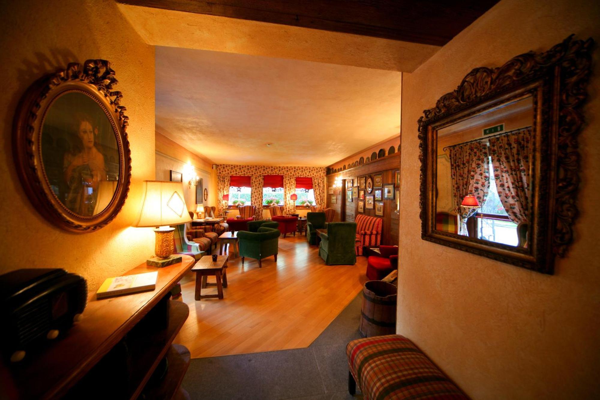 Villa Novecento Romantic Hotel - Estella Hotel Collection & Experience Курмайор Екстериор снимка
