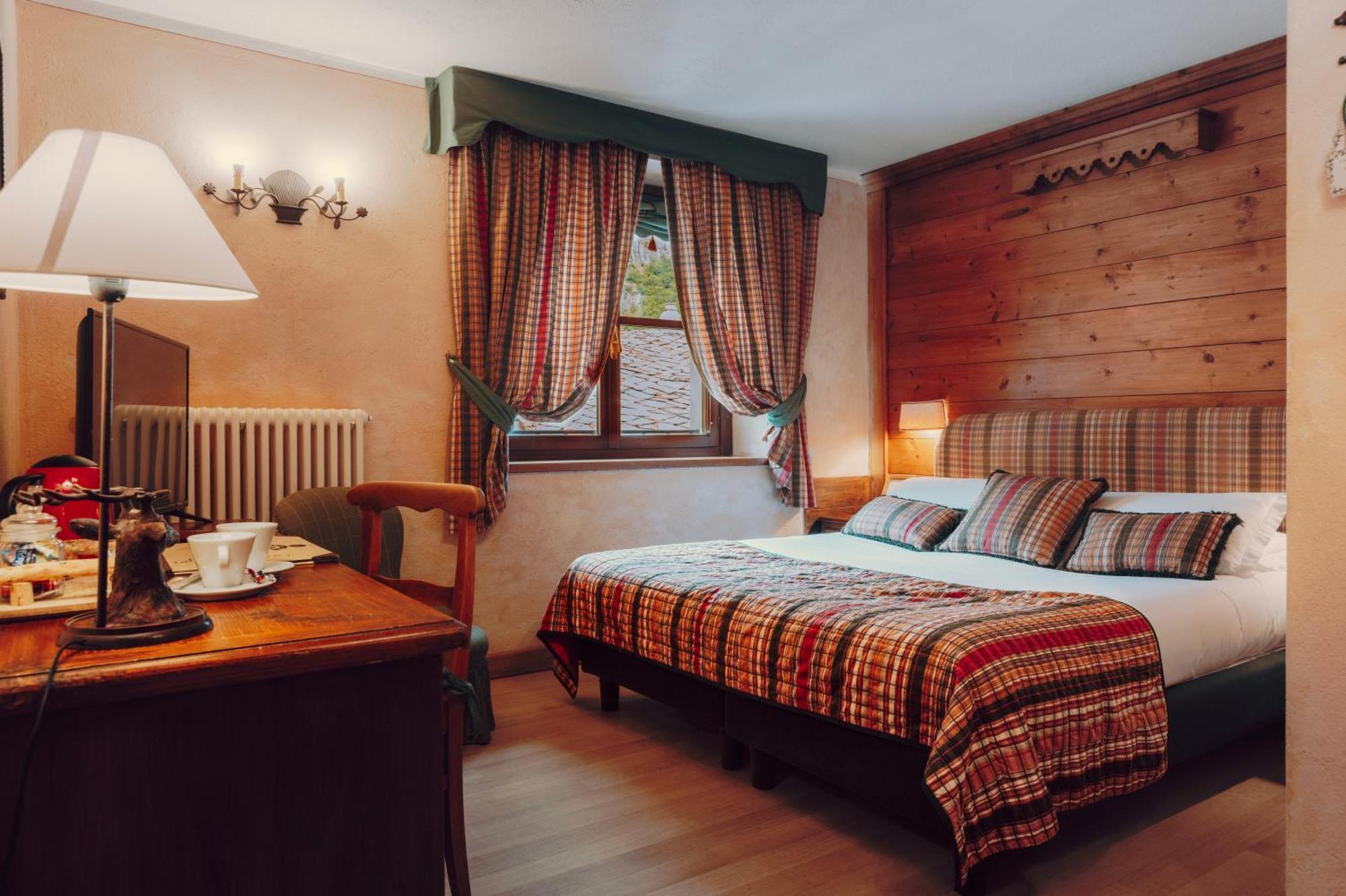 Villa Novecento Romantic Hotel - Estella Hotel Collection & Experience Курмайор Екстериор снимка