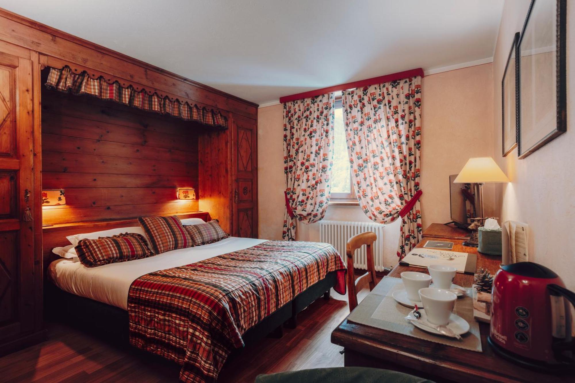 Villa Novecento Romantic Hotel - Estella Hotel Collection & Experience Курмайор Екстериор снимка